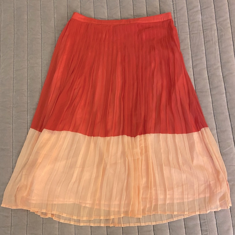 Abercrombie two-toned midi pleated skirt